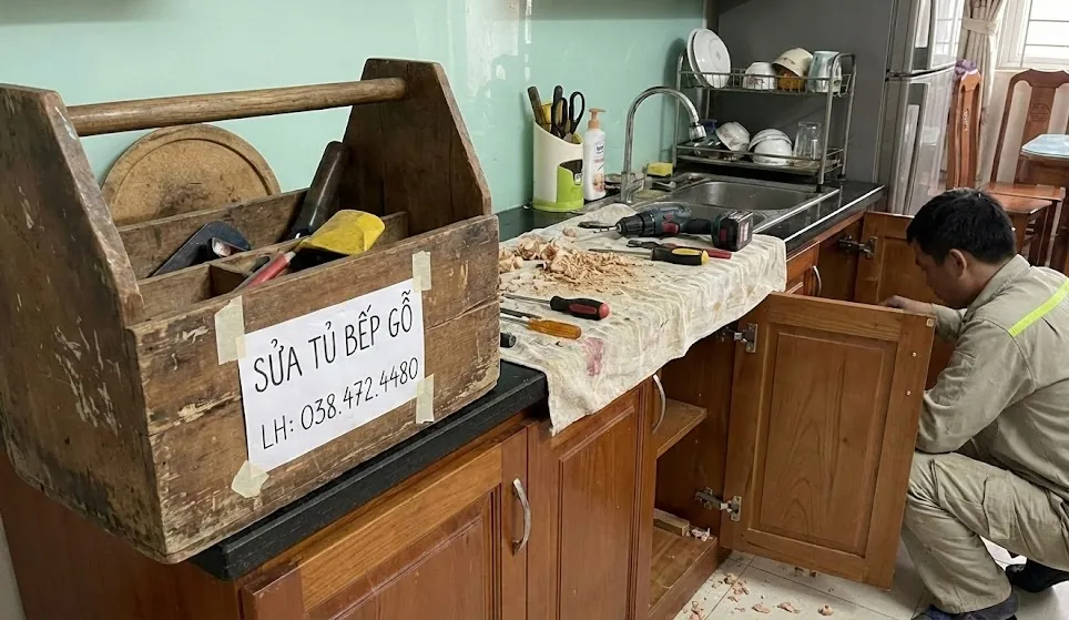 Dịch vụ sửa tủ bếp chuyên nghiệp - Tủ như mới bền đẹp